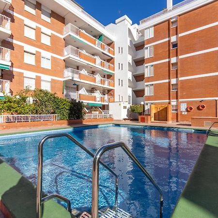 Apartamentos Atlas IV 萨洛 外观 照片