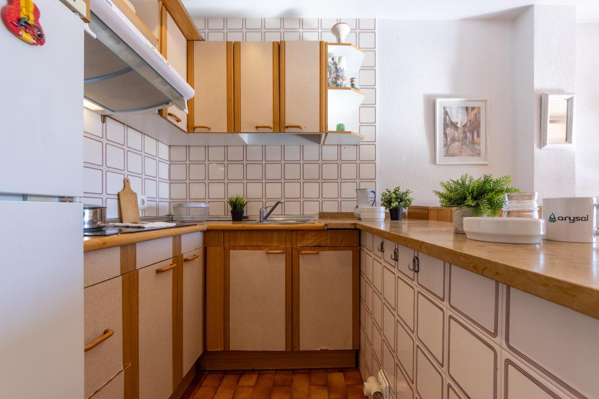 Apartamentos Atlas IV 萨洛 外观 照片