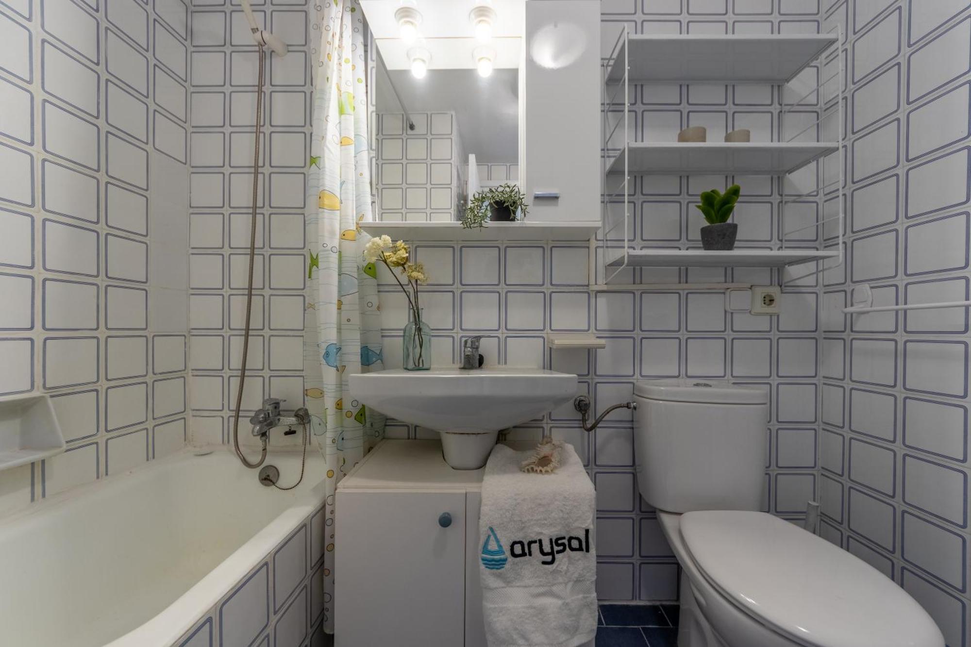 Apartamentos Atlas IV 萨洛 外观 照片