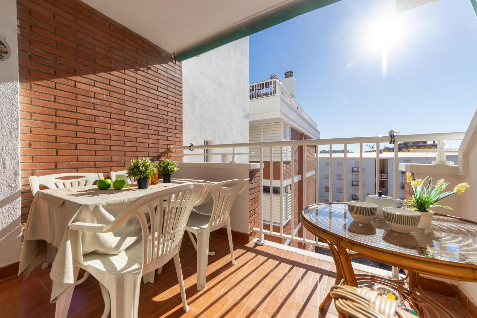 Apartamentos Atlas IV 萨洛 外观 照片